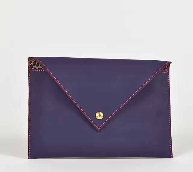 Pochette Benoite — Vue de face, maroquinerie Atelier Idéal
